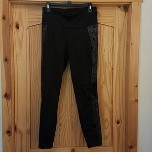 4/$20 Athletic Leggings